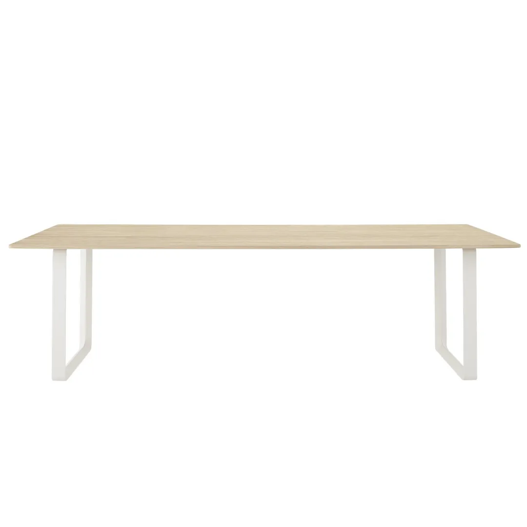 70/70 Table 255 x 108