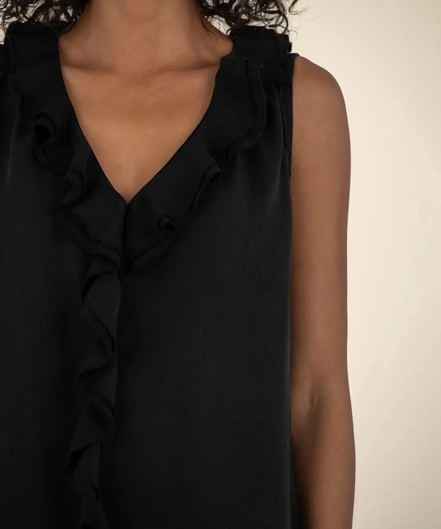 Genessa Top- Black