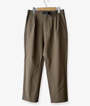 Goldwin/ONE TUCK TAPERED STRETCH PANTS (TAUPE GRAY)