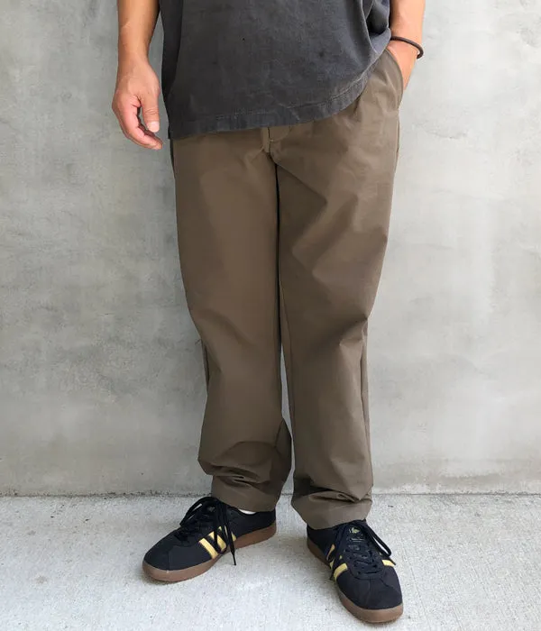 Goldwin/ONE TUCK TAPERED STRETCH PANTS (TAUPE GRAY)