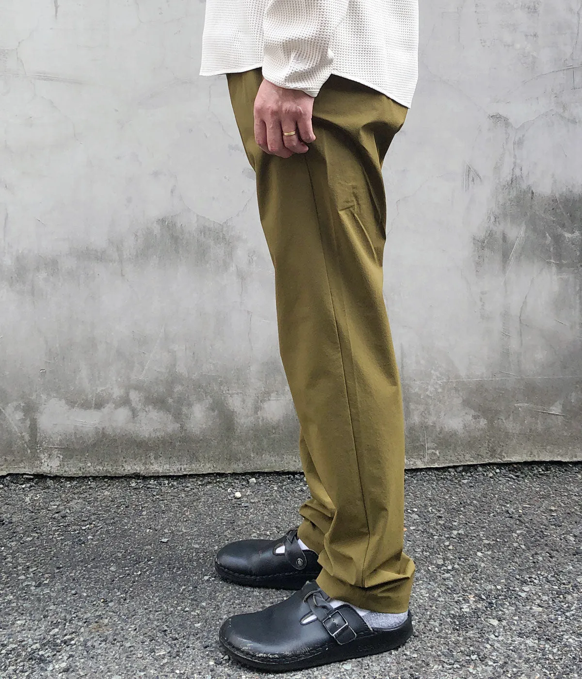 Goldwin/SLIM STRETCH COLOR PANTS (GOLDEN OLIVE)