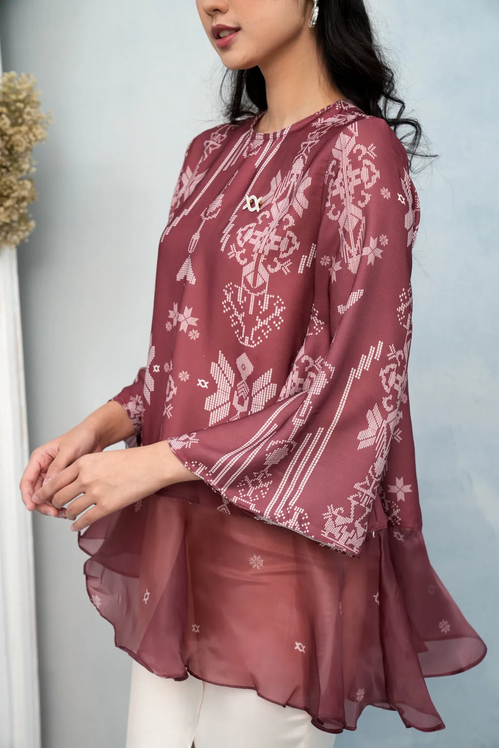Lingga Blouse (Minor) Merah Biram