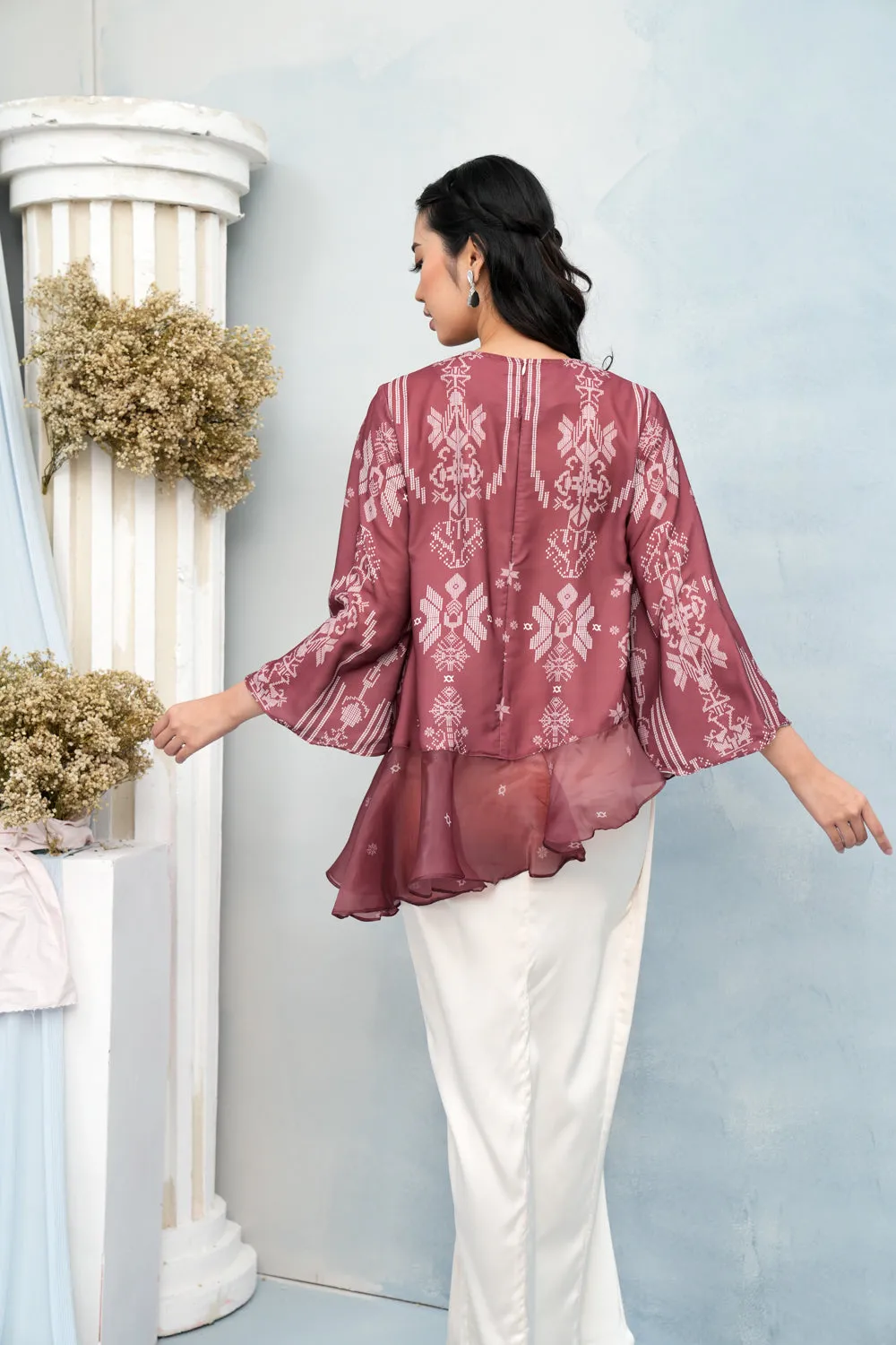Lingga Blouse (Minor) Merah Biram