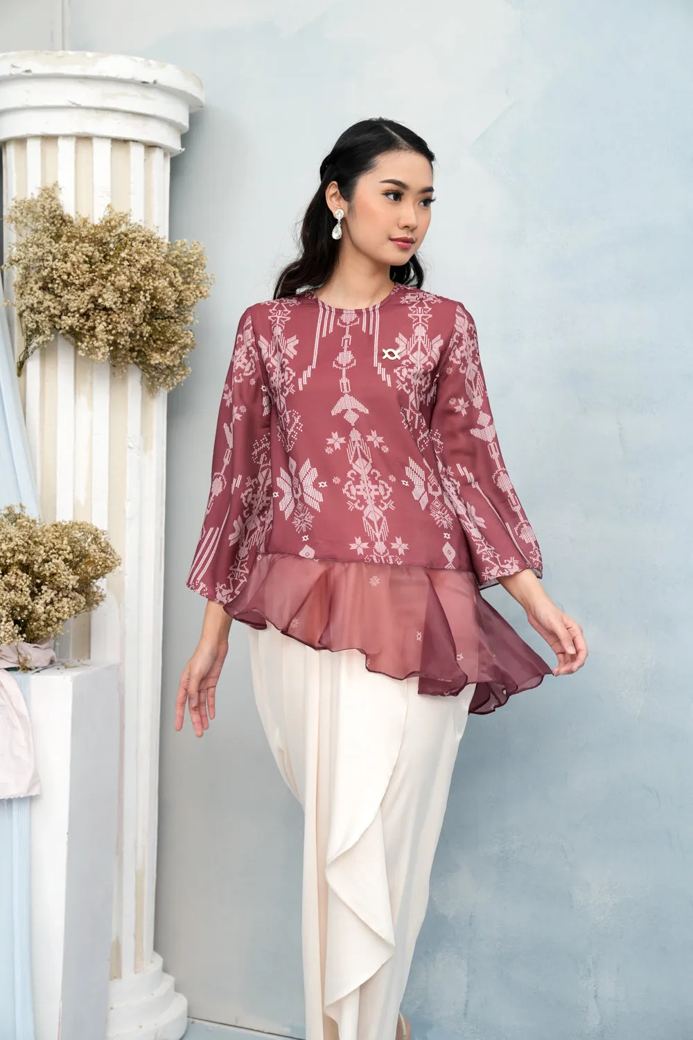 Lingga Blouse (Minor) Merah Biram