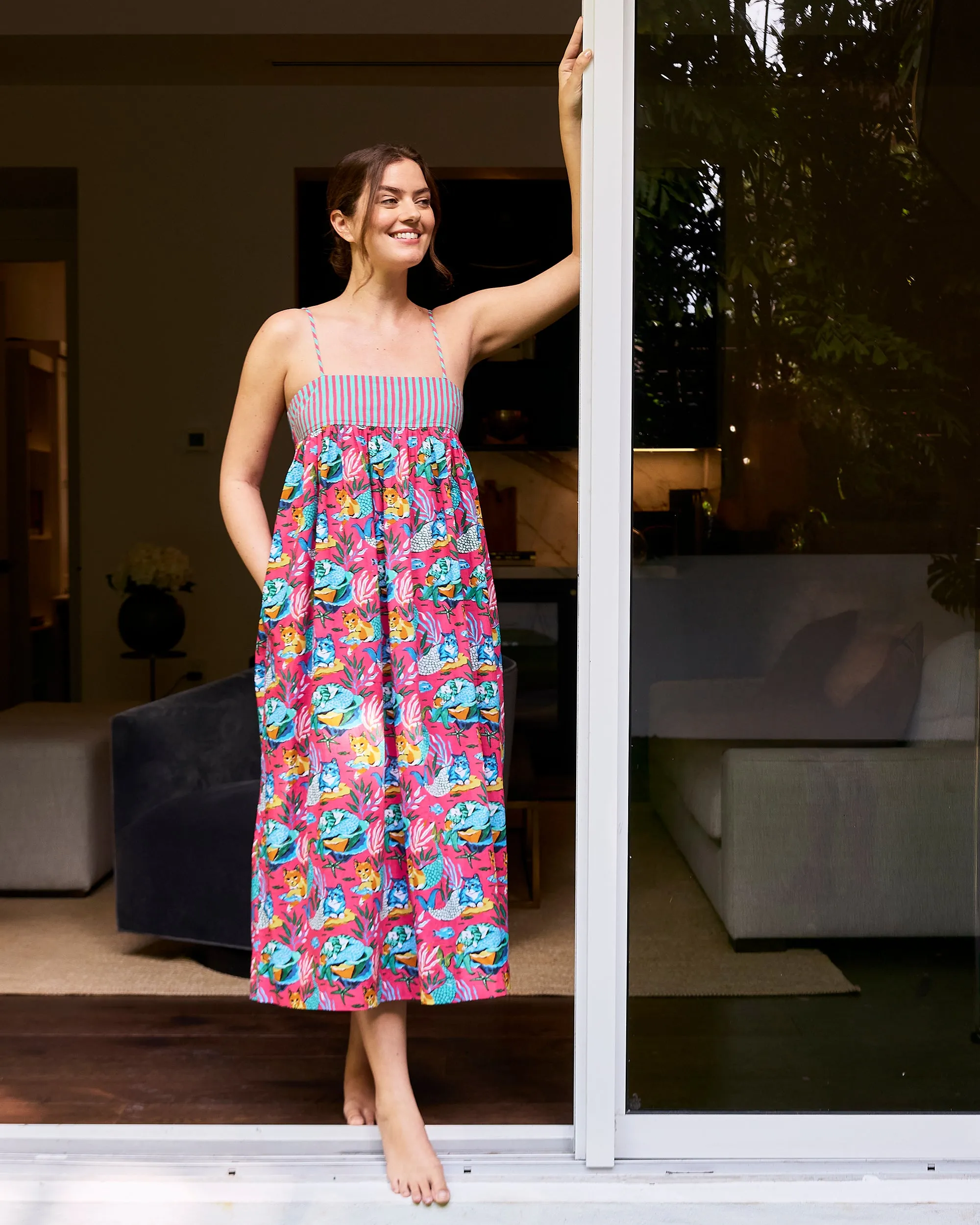 Meowing Mermaids - Daydream Nightgown - Hot Pink