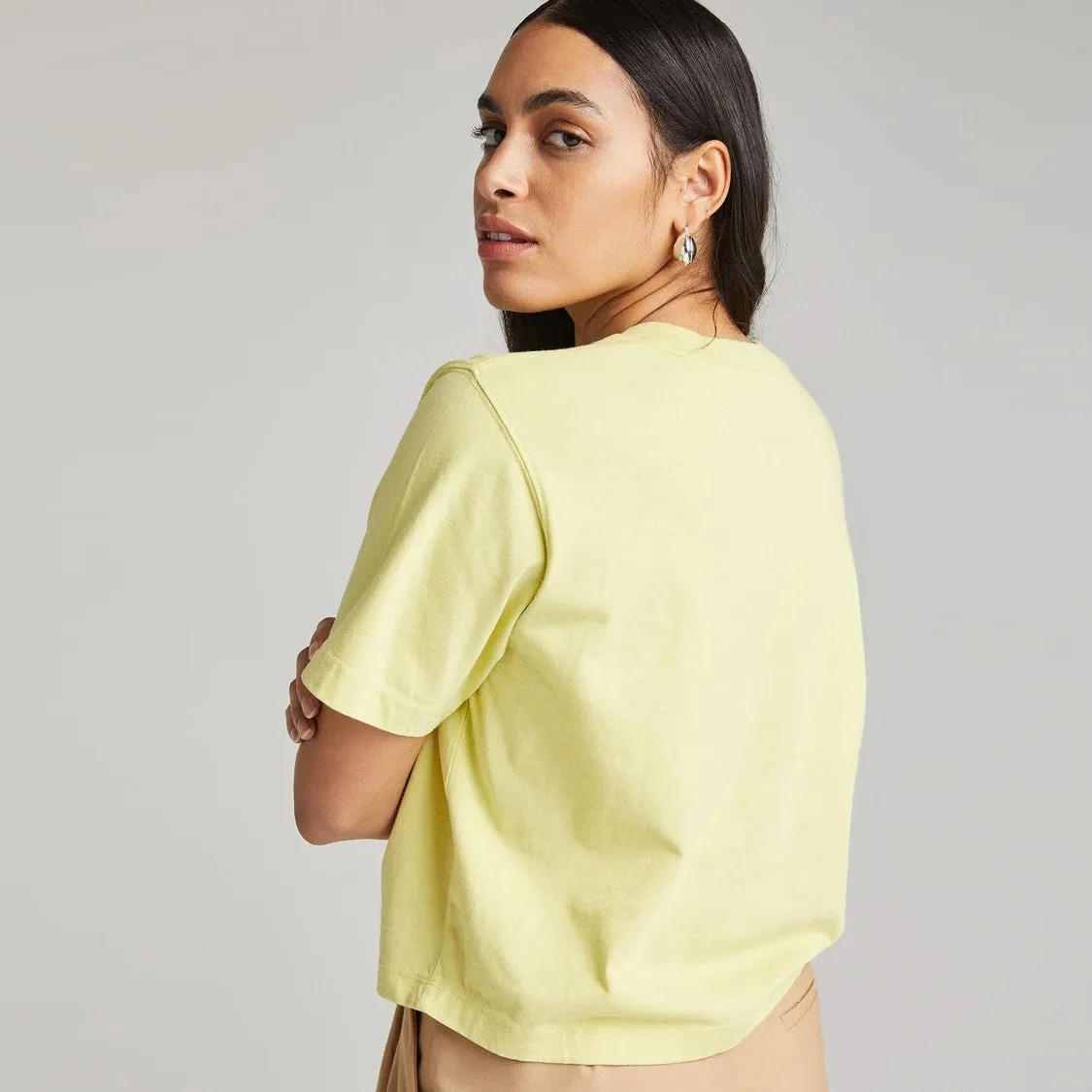 Relaxed Crop Tee (Pale Green)